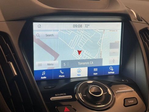 Used 2018 Ford Escape Titanium w/ Ford Safe & Smart Package FWD image 19
