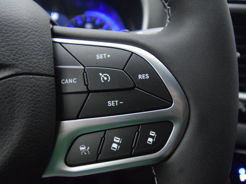 New 2027 Chrysler Pacifica LX FWD image 23