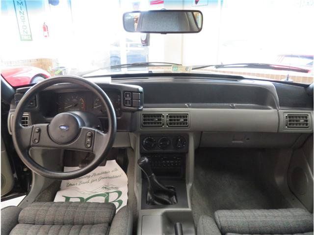 Used 1989 Ford Mustang GT RWD image 5