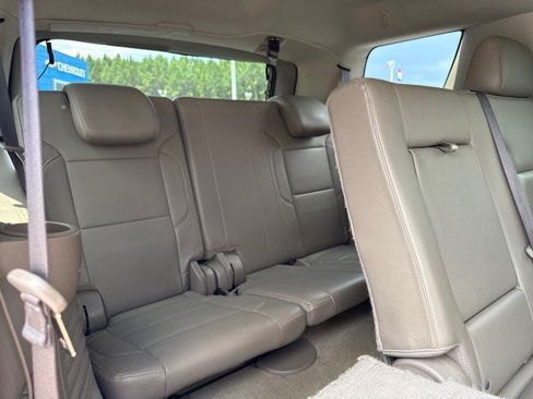Used 2018 GMC Yukon SLT w/ Open Road Package RWD image 17