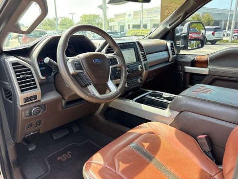 Used 2019 Ford F250 King Ranch w/ King Ranch Ultimate Package AWD/4WD image 5