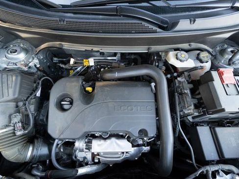 Used 2025 Chevrolet Equinox RS w/ Safety and Technology Package image 10