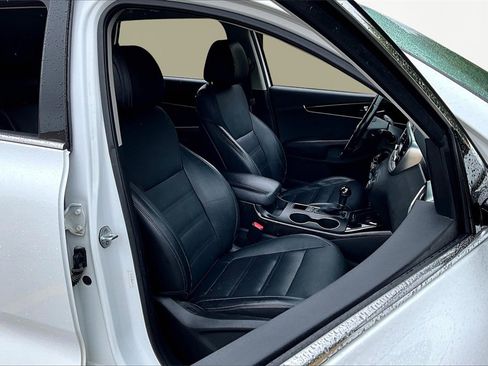 Used 2016 Kia Sorento EX image 7
