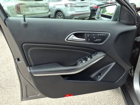 Used 2017 Mercedes-Benz GLA 250 4MATIC image 15