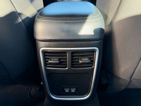 Used 2022 Dodge Charger SXT image 17