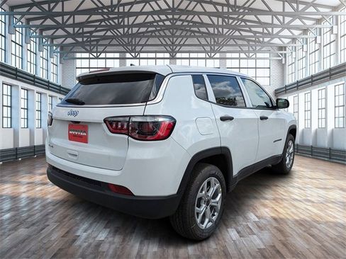 New 2025 Jeep Compass Sport image 4