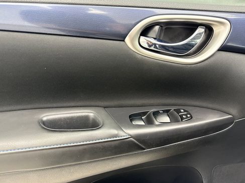 Used 2018 Nissan Sentra SR w/ SR Midnight Edition Package FWD image 35
