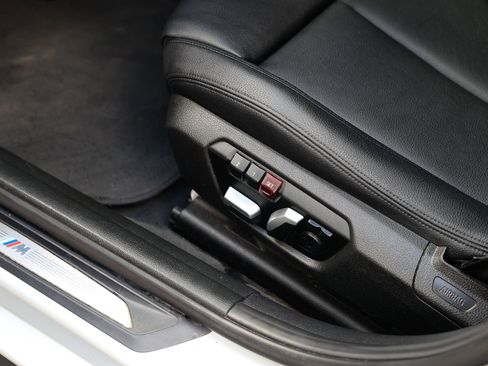 Used 2017 BMW 340i Sedan image 53