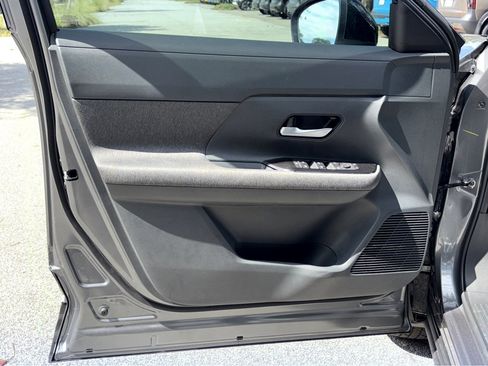 New 2026 Nissan Kicks SV image 20