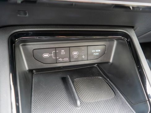 Used 2025 Kia K5 GT-Line w/ GT-Line Premium Package image 32