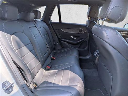 Used 2018 Mercedes-Benz GLC 300 4MATIC image 21