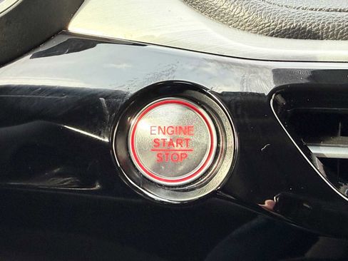 Used 2023 Acura MDX SH-AWD image 32