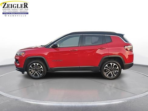 Certified 2023 Jeep Compass Limited image 8