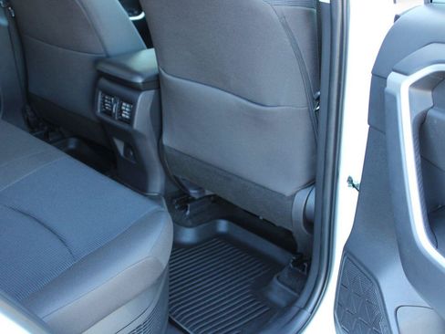 Used 2024 Toyota RAV4 LE AWD/4WD image 42