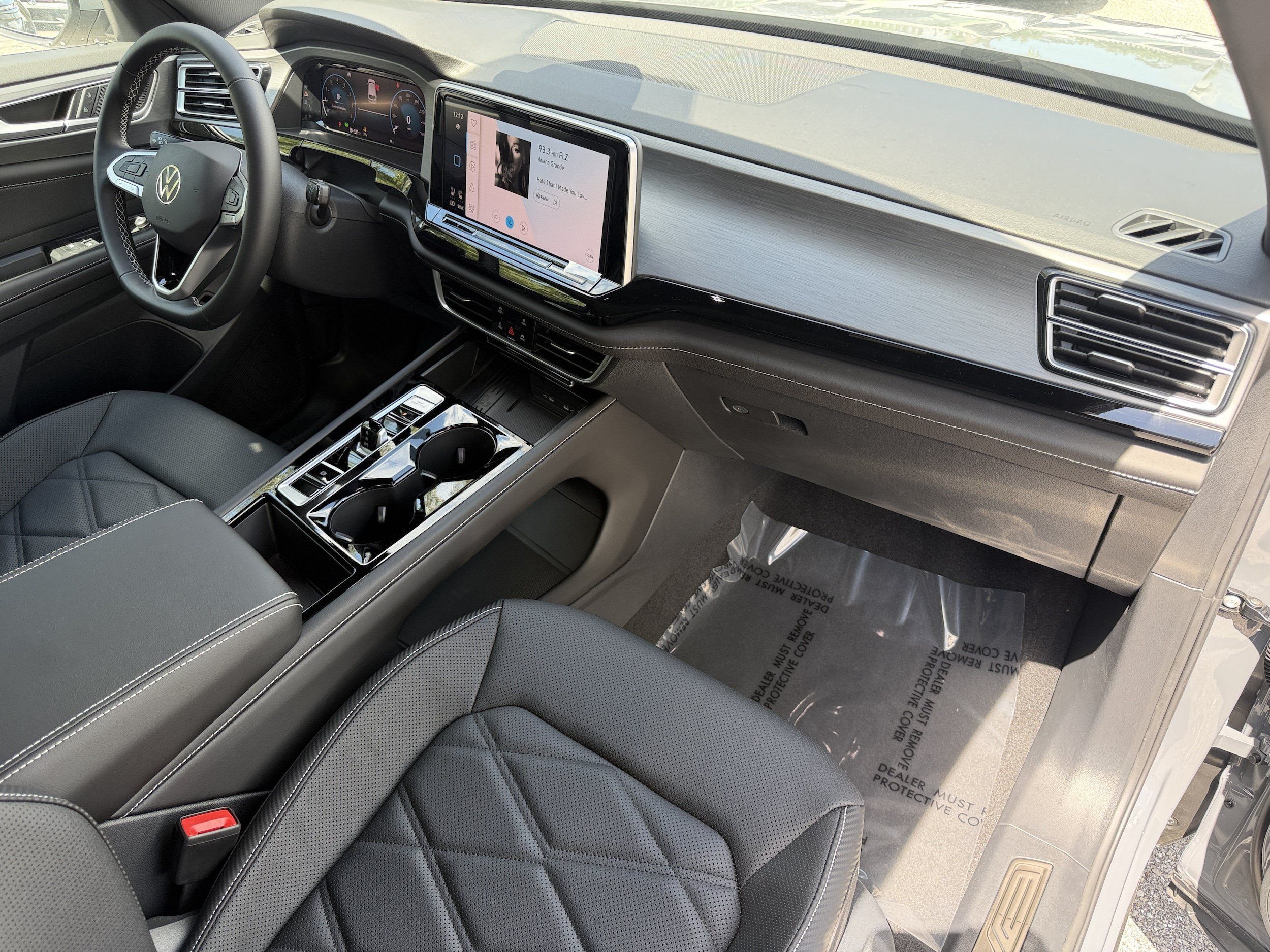 New 2026 Volkswagen Atlas Cross Sport SE FWD image 13
