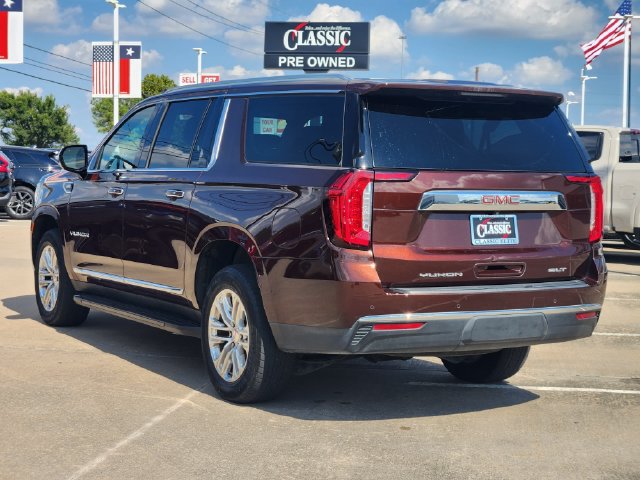Used 2023 GMC Yukon XL SLT AWD/4WD image 5