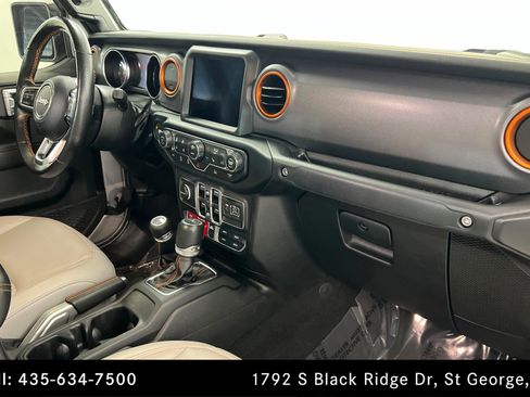 Used 2022 Jeep Gladiator Mojave w/ LED Lighting Group image 23