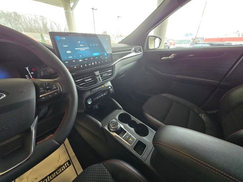 Used 2023 Ford Escape ST-Line w/ Tech Pack #1 image 19