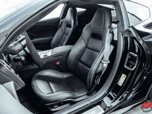 Used 2016 Chevrolet Corvette Stingray Coupe RWD image 5