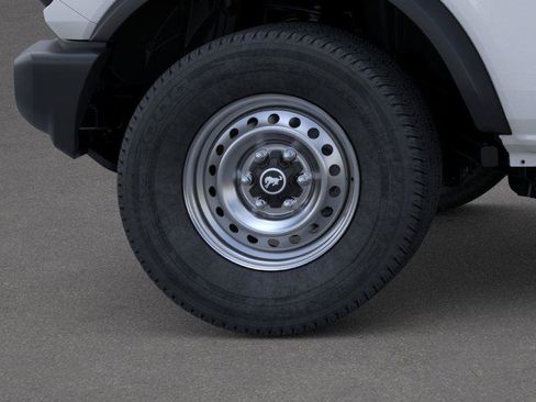 New 2026 Ford Bronco 2-Door AWD/4WD image 21