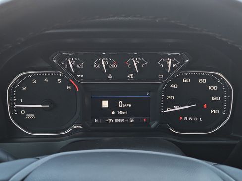 Used 2022 GMC Sierra 2500 AT4 w/ AT4 Preferred Package image 17