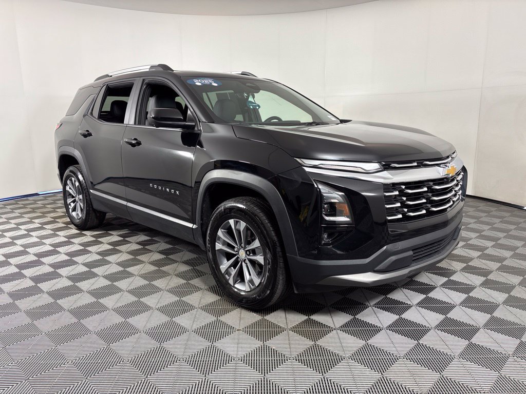 Certified 2025 Chevrolet Equinox LT w/ Convenience Package II AWD/4WD image 10