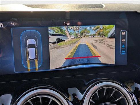 New 2025 Mercedes-Benz GLA 250 image 5