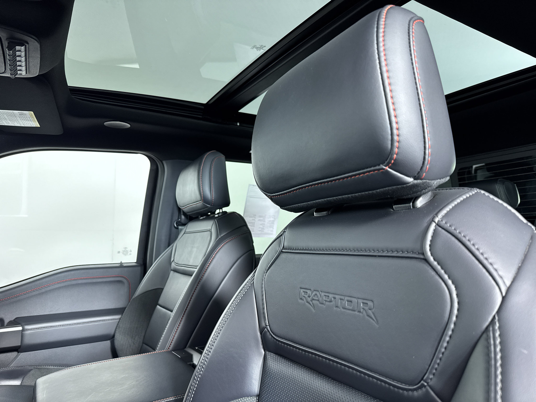 Certified 2025 Ford F150 Raptor AWD/4WD image 7