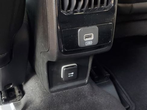 Used 2023 Jeep Compass Limited w/ Sun and Sound Group AWD/4WD image 29