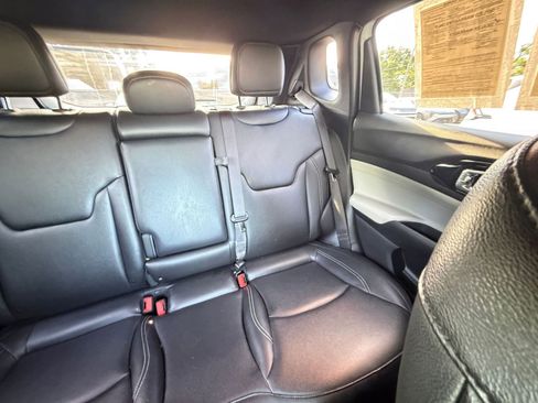 Used 2025 Jeep Compass Limited AWD/4WD image 37