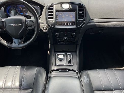 Used 2016 Chrysler 300 S RWD image 7