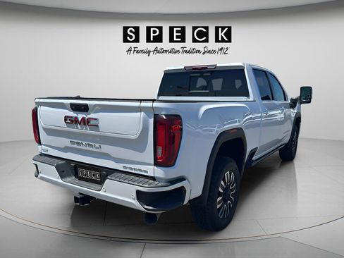 Used 2022 GMC Sierra 3500 Denali AWD/4WD image 5