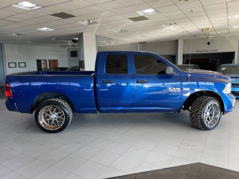 Used 2017 RAM 1500 Express w/ Express Value Package image 9