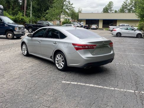 Used 2013 Toyota Avalon Limited FWD image 7