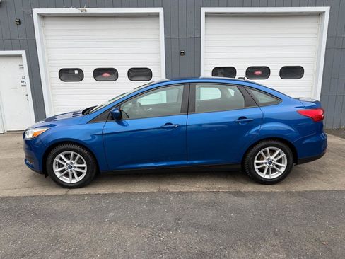 Used 2018 Ford Focus SE image 7