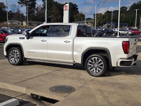 Used 2024 GMC Sierra 1500 Denali w/ Denali Reserve Package image 4