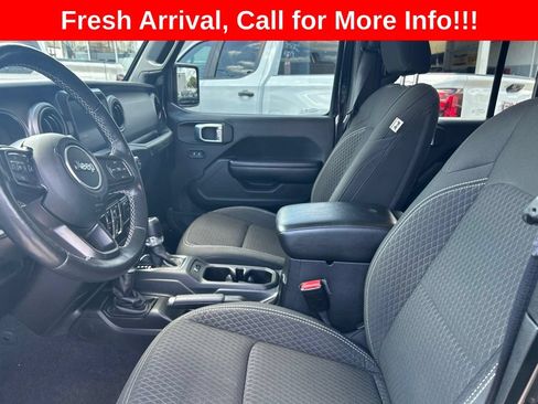 Used 2021 Jeep Wrangler Unlimited Sport AWD/4WD image 5