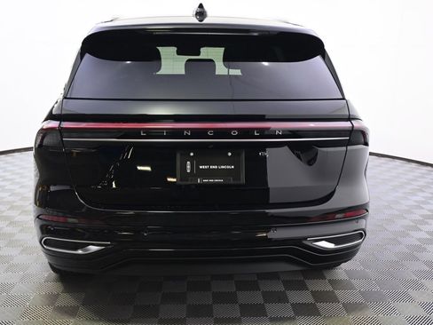 New 2026 Lincoln Nautilus Reserve image 5