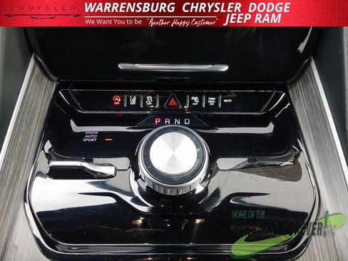 Used 2024 Jeep Wagoneer Series II w/ Flexible Seating Group image 26