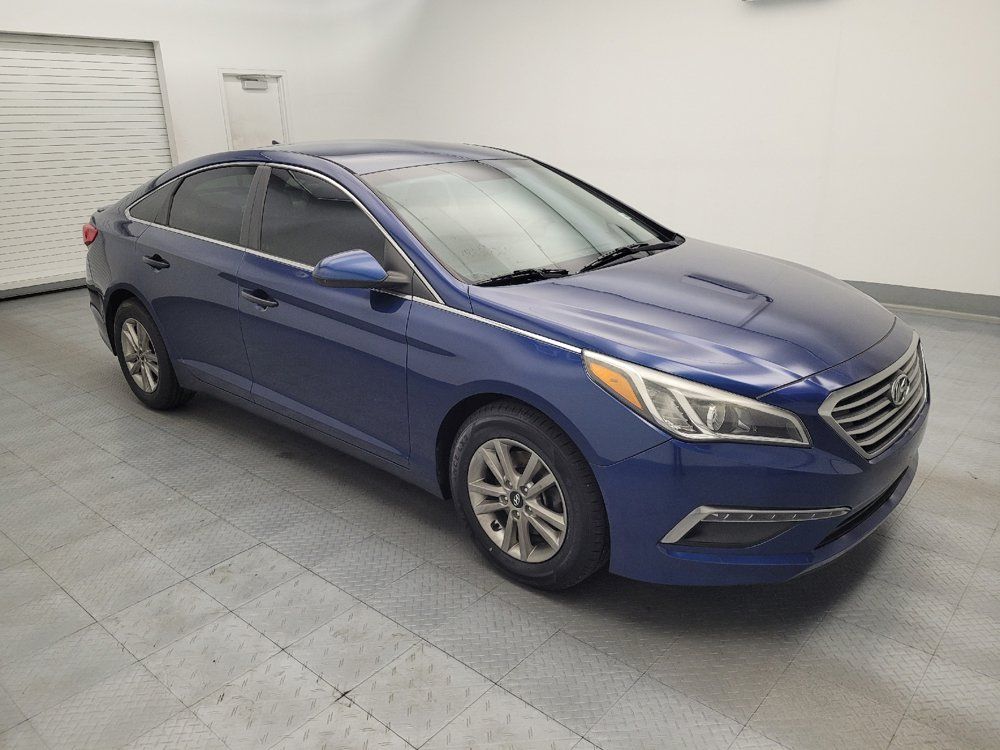 Used 2015 Hyundai Sonata SE w/ Option Group 09 FWD image 11