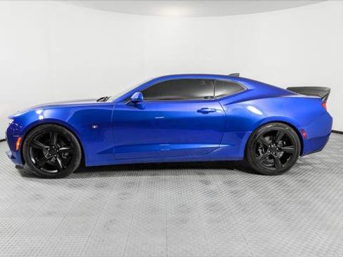 Used 2018 Chevrolet Camaro LT image 3