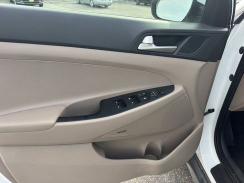 Used 2021 Hyundai Tucson Sport image 15