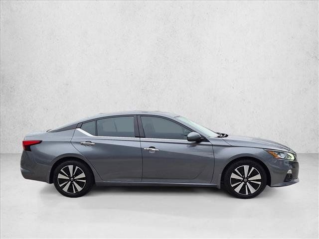 Used 2019 Nissan Altima 2.5 SV FWD image 4
