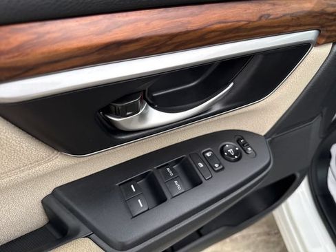 Used 2019 Honda CR-V EX image 12