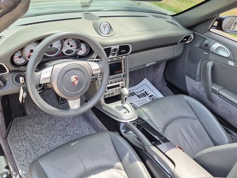 Used 2006 Porsche 911 Carrera S RWD image 31