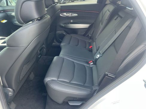 New 2026 Genesis GV70 2.5T Select image 15