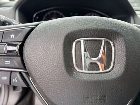 Used 2018 Honda Accord EX-L image 25