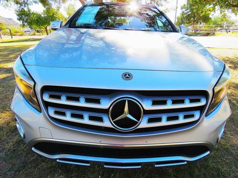 Used 2018 Mercedes-Benz GLA 250 4MATIC w/ Premium Package image 14