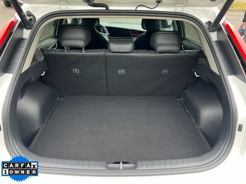 Used 2024 Kia Niro Wind w/ Wind Preserve Package FWD image 10