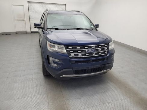 Used 2017 Ford Explorer Limited image 14